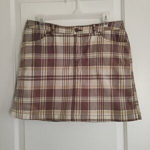 St. John's Bay Plaid Skirt With Shorts Size 12